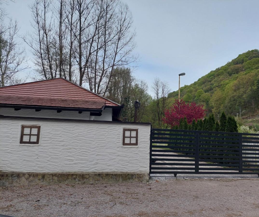 Atrium Holiday Home Bihać Exterior foto